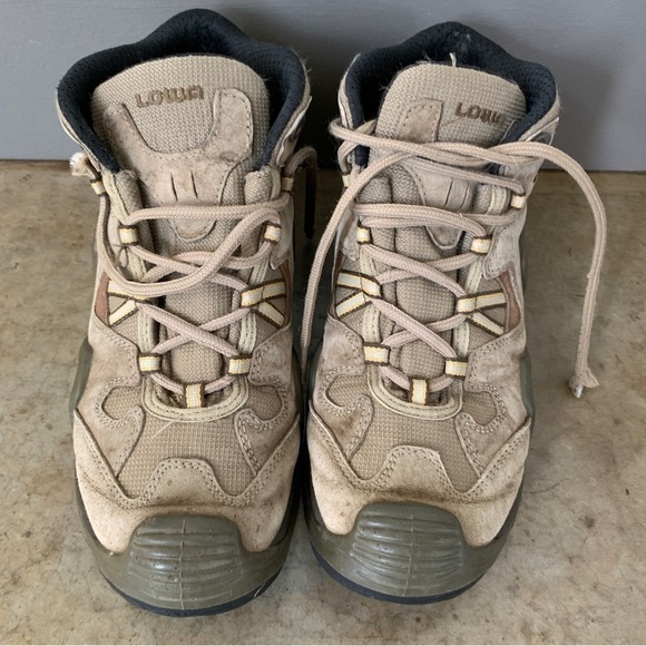 Lowa Bora Brown Gortex Hiking Boots Size 7 - Picture 1 of 11